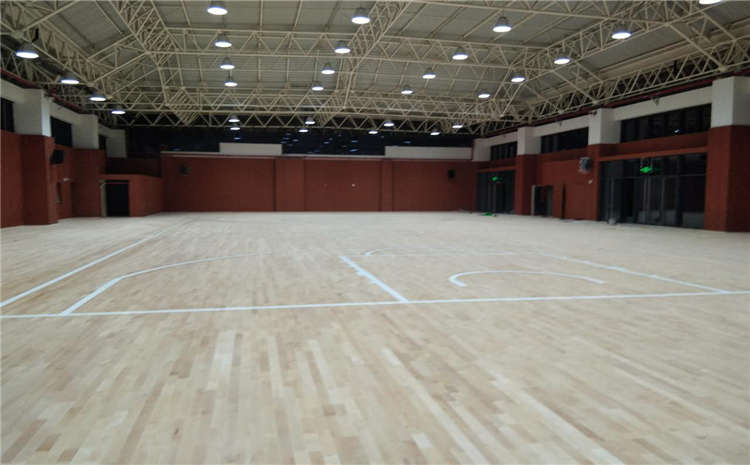 指接板運動籃球地板價格是多少錢？