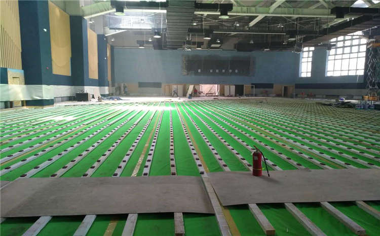 體育木地板如何穩定?