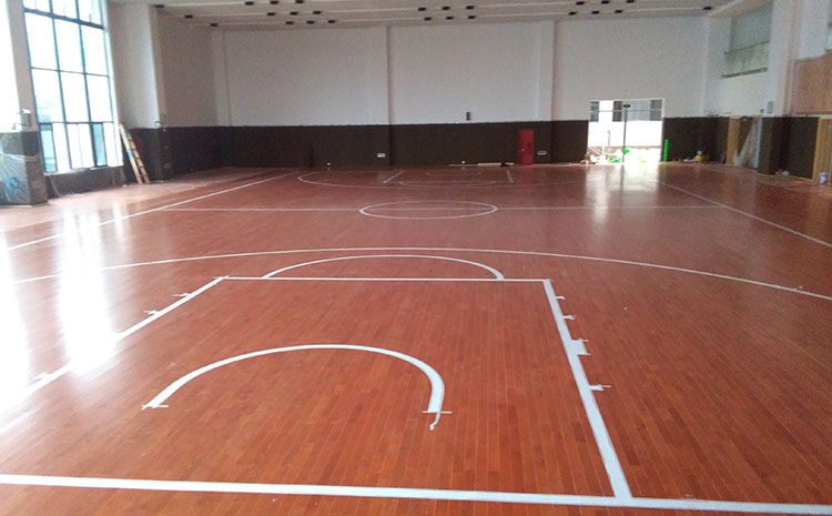 楓樺木木地板籃球館廠家報價表