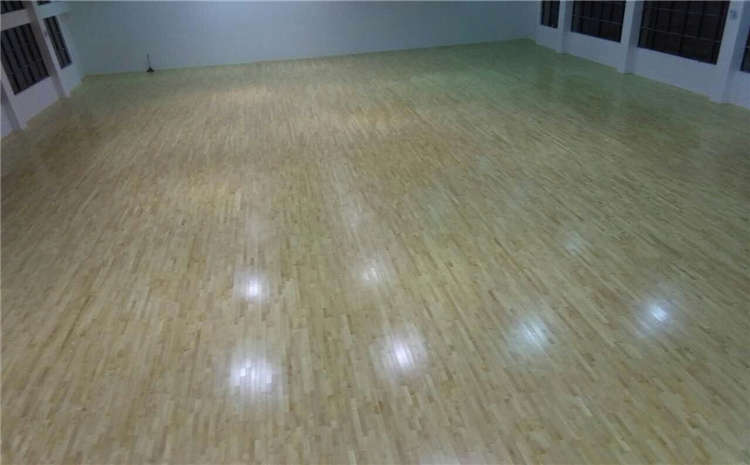 硬木企口籃球館木地板怎么維修？