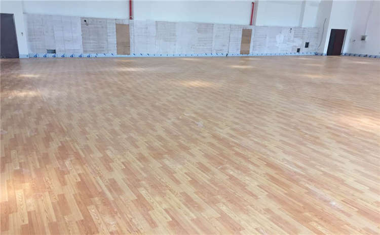 楓樺木舞臺運動木地板雙層龍骨結構